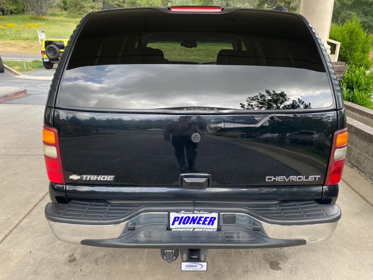 Used 2003 Chevrolet Tahoe LT AWD/4WD image 4