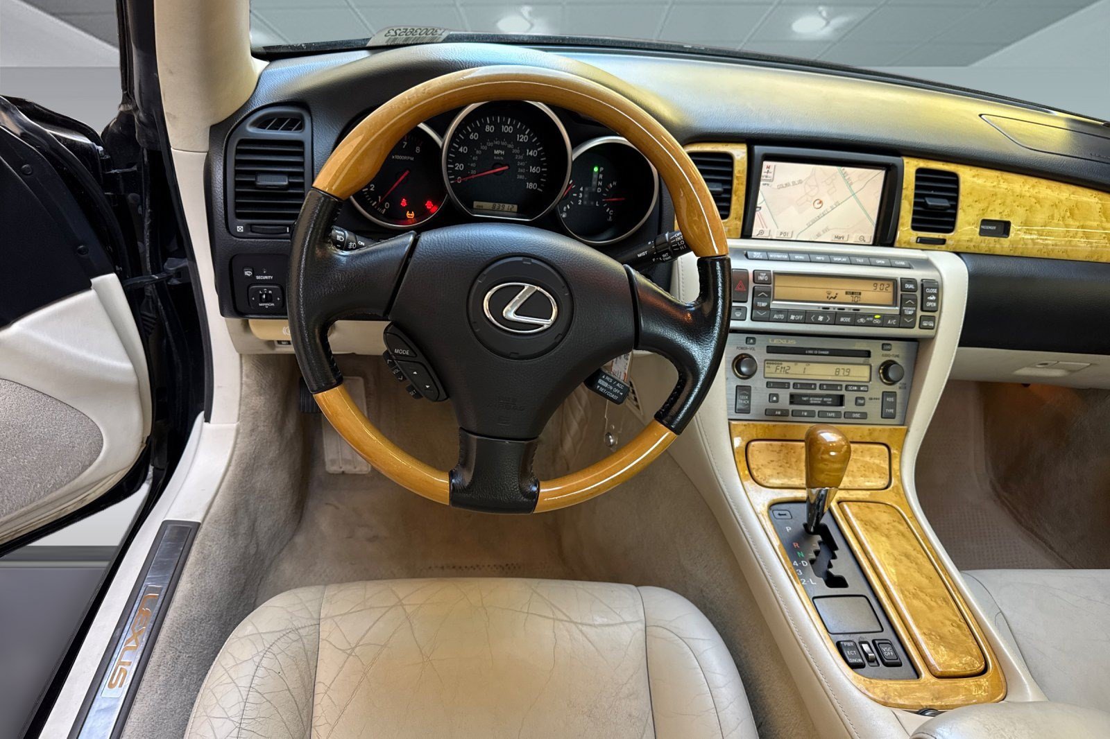 Used 2003 Lexus SC 430 Convertible RWD image 28