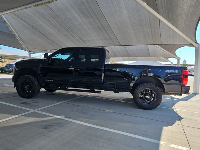 Used 2023 Ford F250 XLT w/ Black Appearance Package AWD/4WD image 8