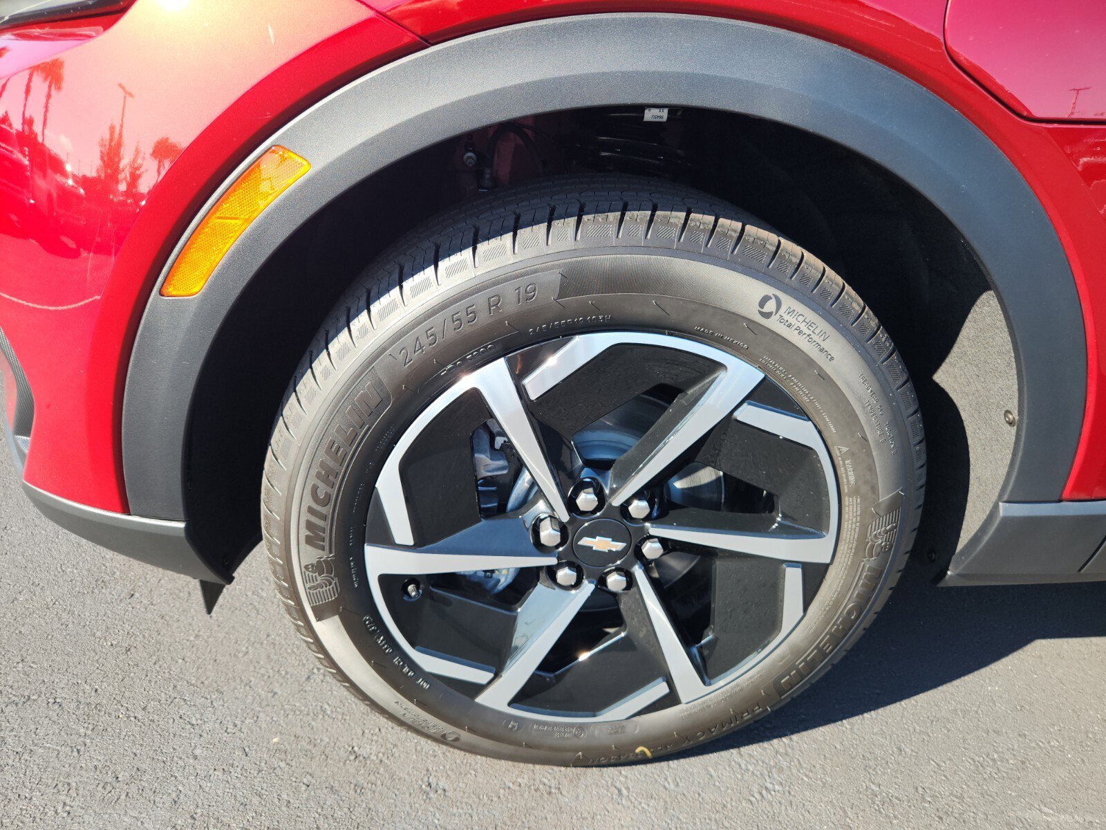 New 2026 Chevrolet Equinox EV LT image 4