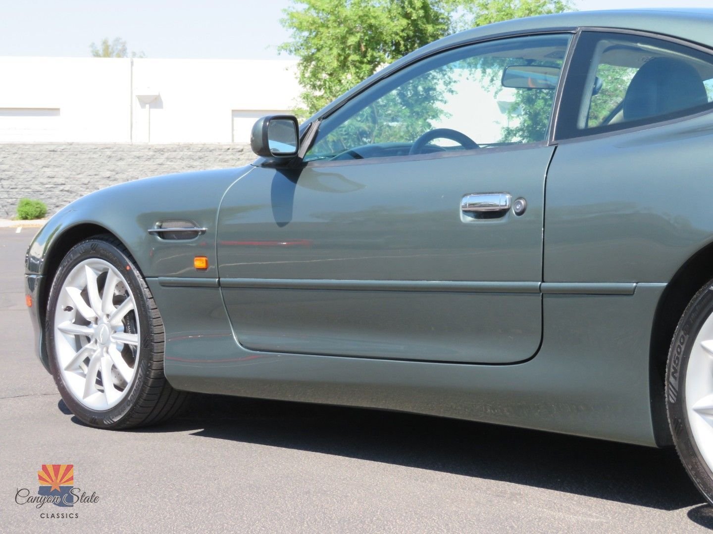 Used 2000 Aston Martin DB7 Vantage RWD image 29