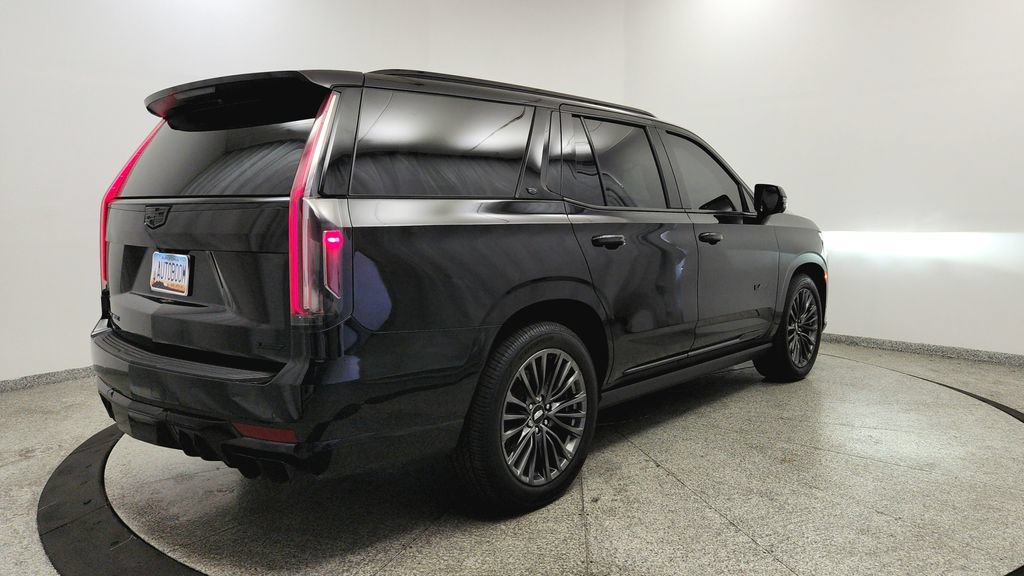 Used 2023 Cadillac Escalade V AWD/4WD image 5