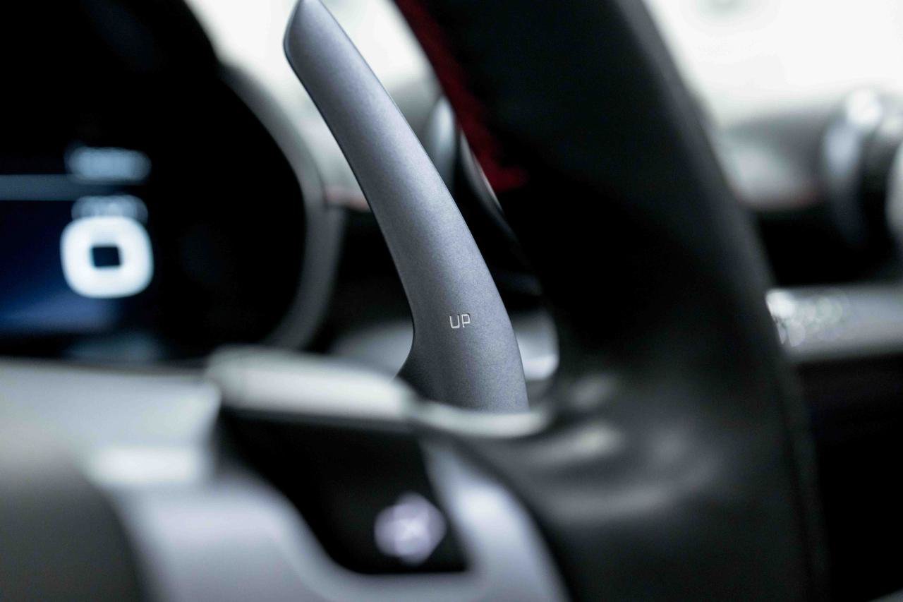 Used 2019 Ferrari Portofino RWD image 54