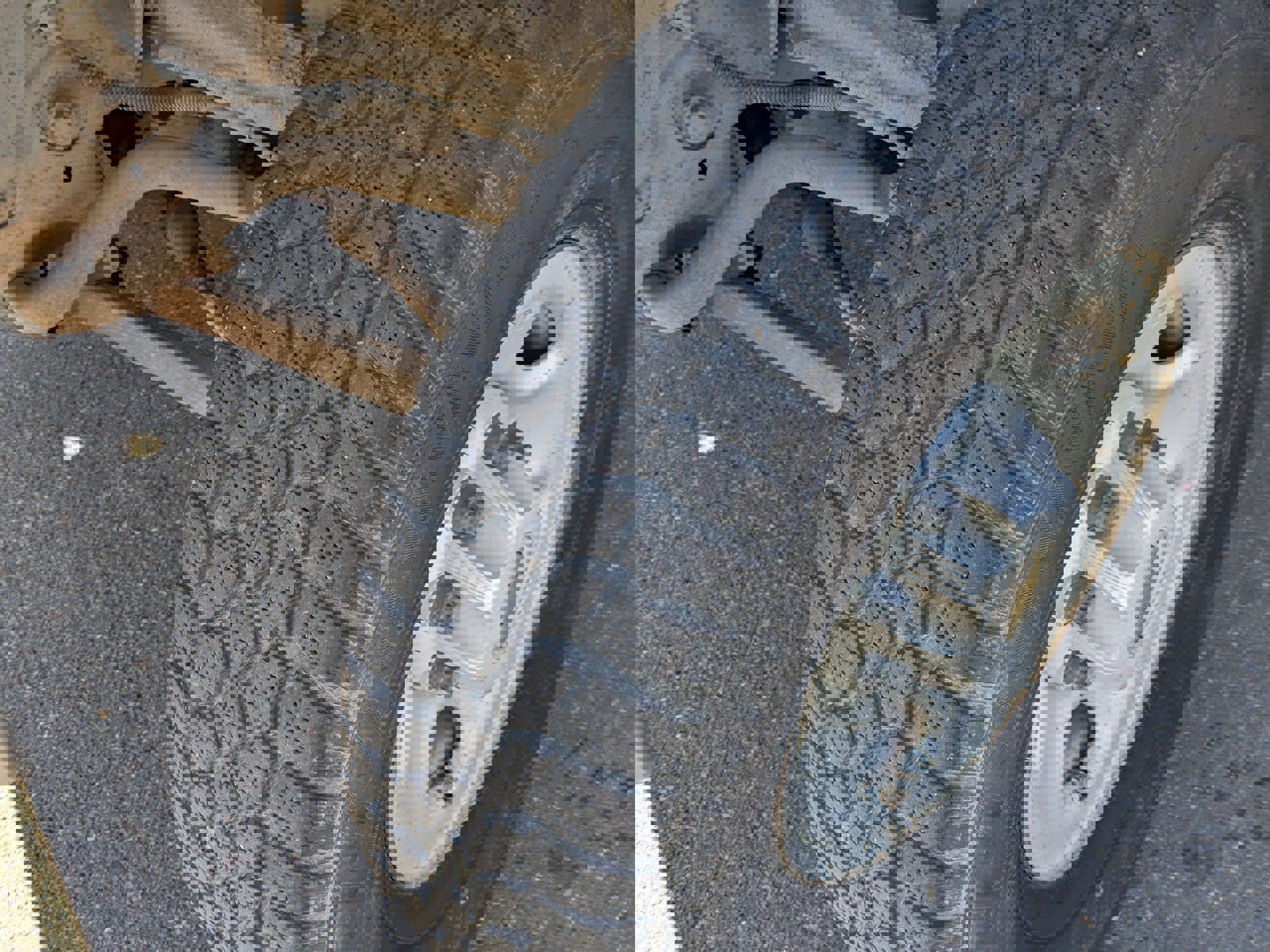 Used 2004 Chevrolet Silverado 2500 W/T image 31