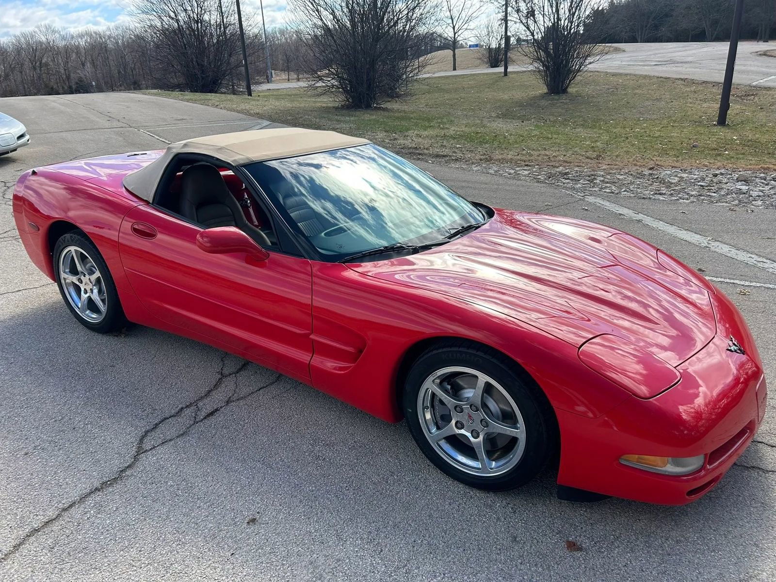 Used 2000 Chevrolet Corvette Convertible w/ Memory Pkg image 29