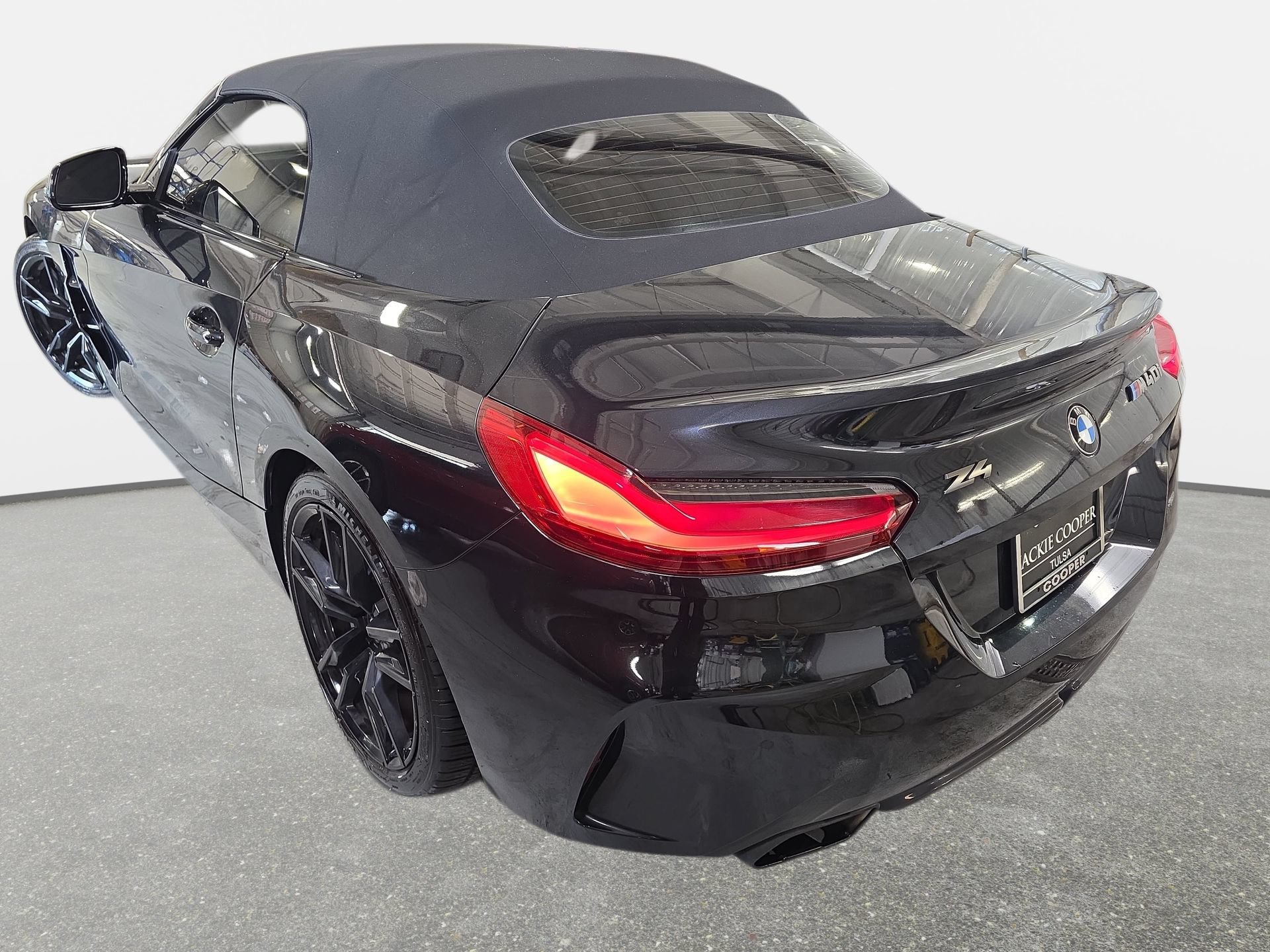 Used 2020 BMW Z4 M40i w/ Premium Package RWD image 31