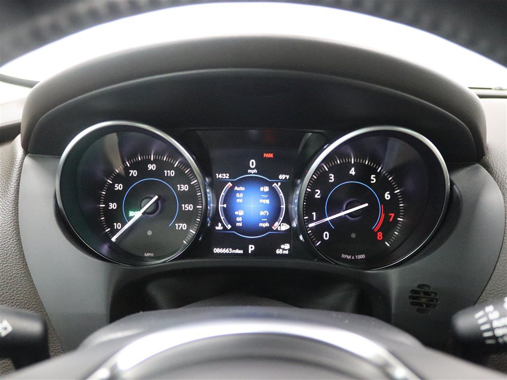 Used 2018 Jaguar F-PACE Prestige AWD/4WD image 33