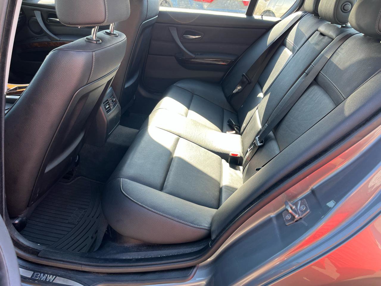 Used 2010 BMW 328i xDrive Sedan AWD/4WD image 21
