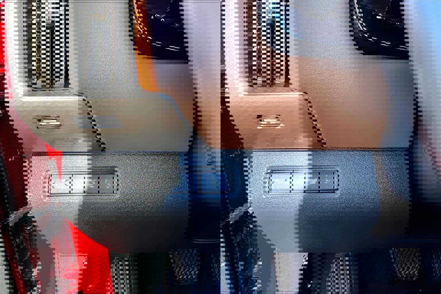 Certified 2023 Nissan Pathfinder Platinum image 32