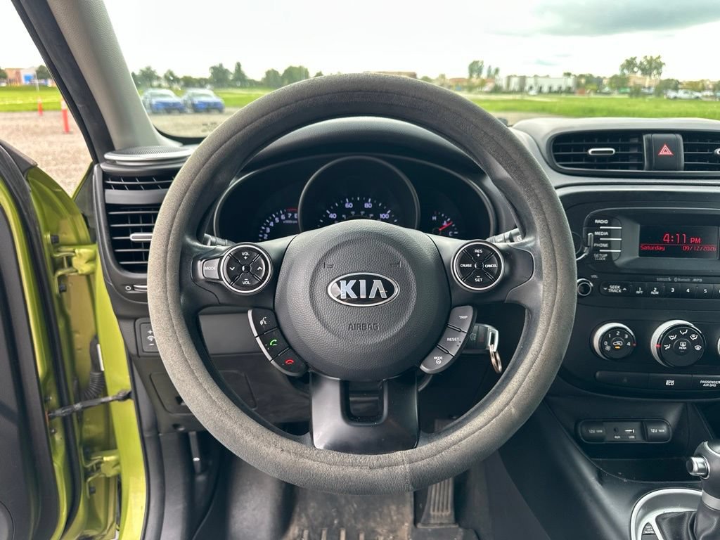 Used 2015 Kia Soul FWD image 19