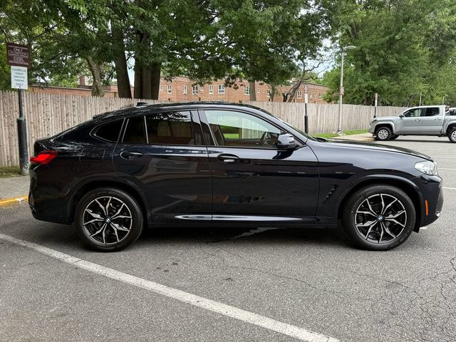 Used 2023 BMW X4 xDrive30i w/ M Sport Package AWD/4WD image 4