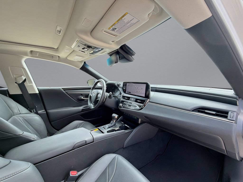 Certified 2024 Lexus ES 300h Ultra Luxury w/ Accessory Package (Z2) FWD image 15