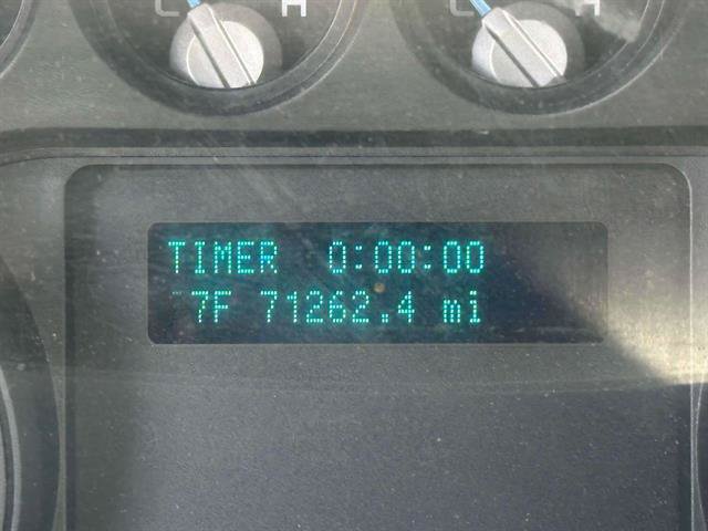 Used 2014 Ford F550 4x4 Regular Cab Super Duty image 28
