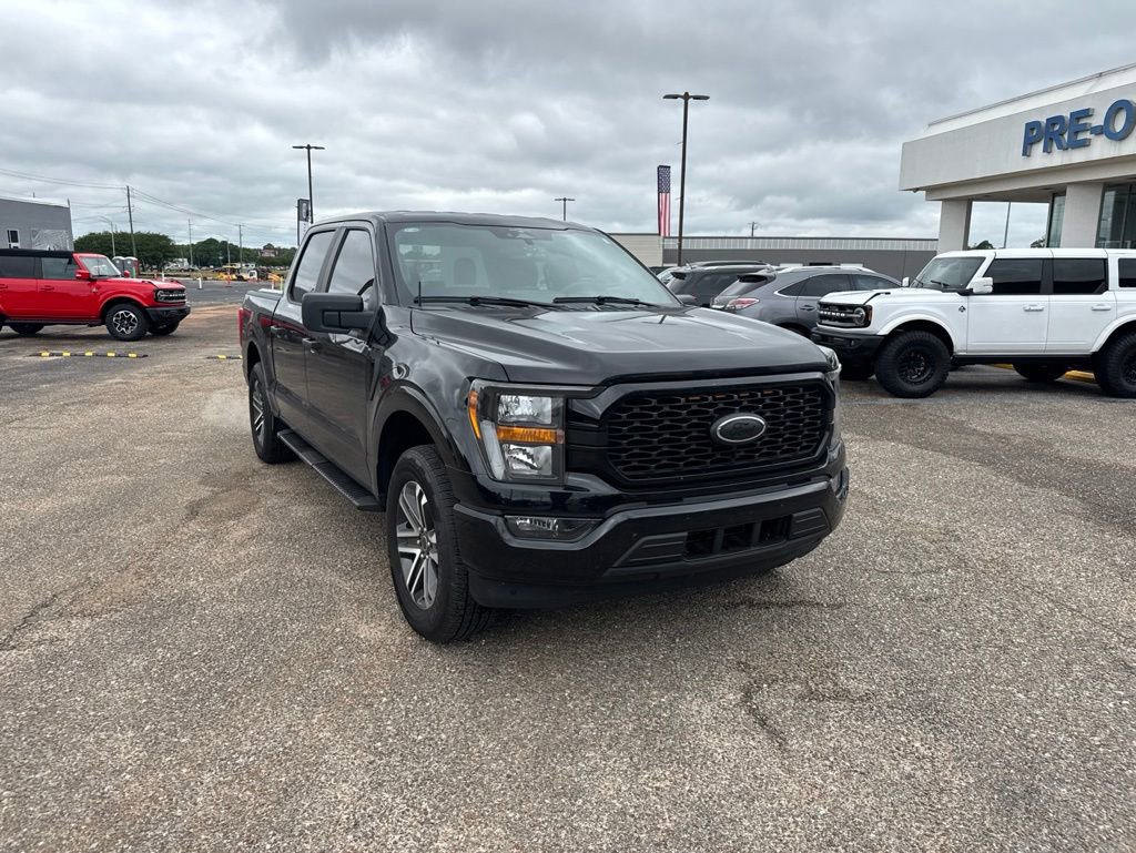 Used 2023 Ford F150 XL w/ STX Appearance Package RWD image 2