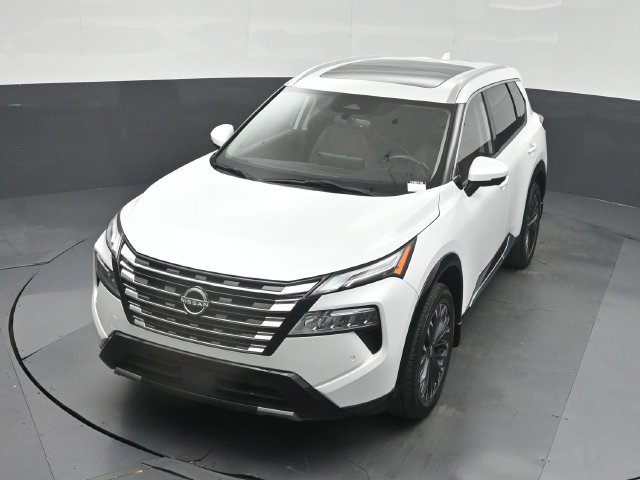 Used 2024 Nissan Rogue Platinum FWD image 46