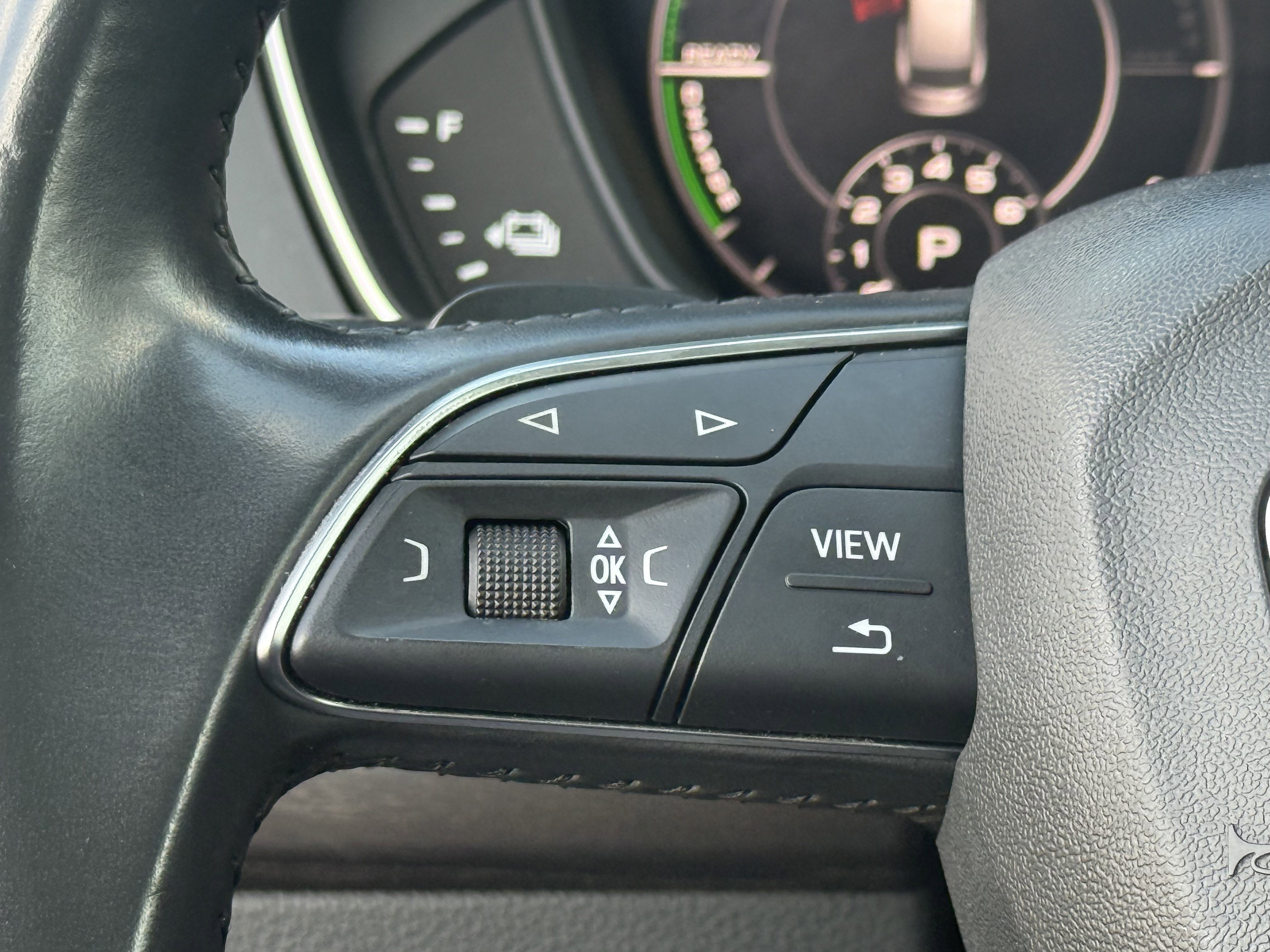 Used 2020 Audi Q5 e Premium Plus w/ Premium Plus Package image 19