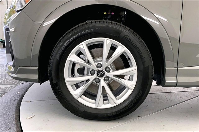 New 2025 Audi Q3 2.0T Premium image 12