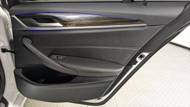 Used 2021 BMW 530i xDrive w/ Convenience Package AWD/4WD image 19