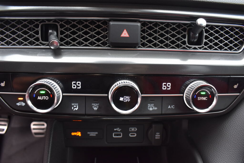 Used 2024 Acura Integra A-Spec w/ Technology Package FWD image 12