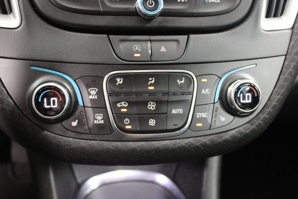 Used 2023 Chevrolet Malibu LT image 41