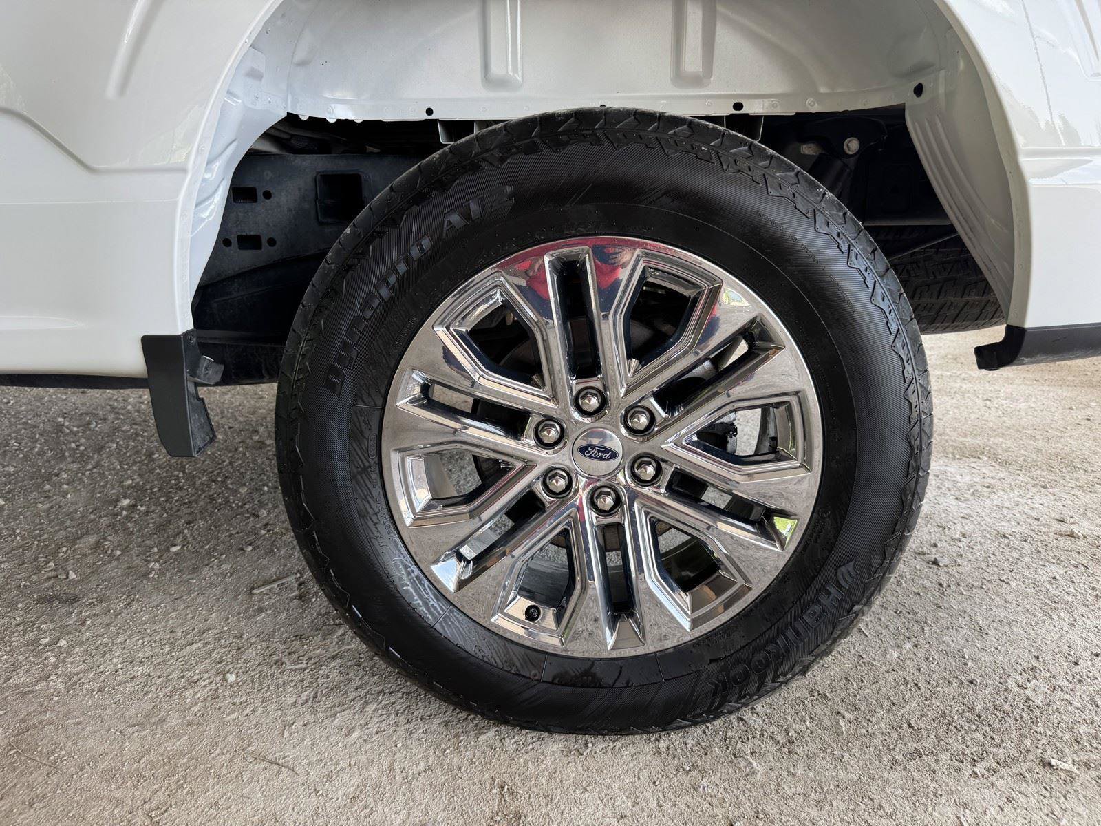 Used 2024 Ford F150 Lariat w/ Tow/Haul Package AWD/4WD image 48