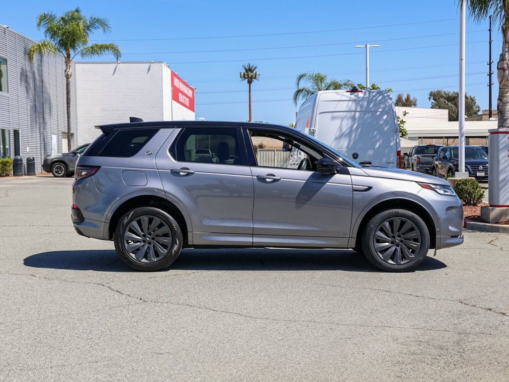 Used 2020 Land Rover Discovery Sport S R-Dynamic image 3