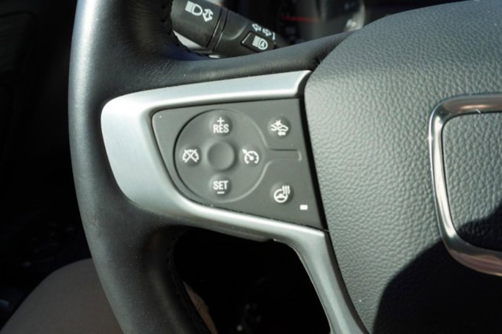 Used 2021 GMC Terrain SLT w/ Infotainment Package II image 24