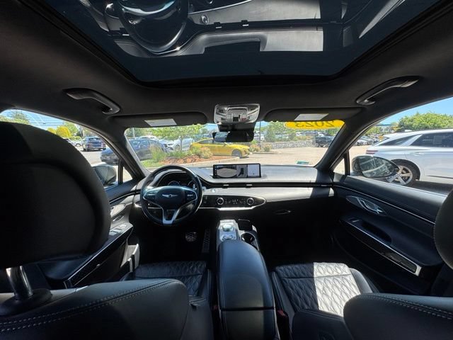 Used 2023 Genesis GV70 3.5T Sport w/ Sport Prestige Package AWD/4WD image 43