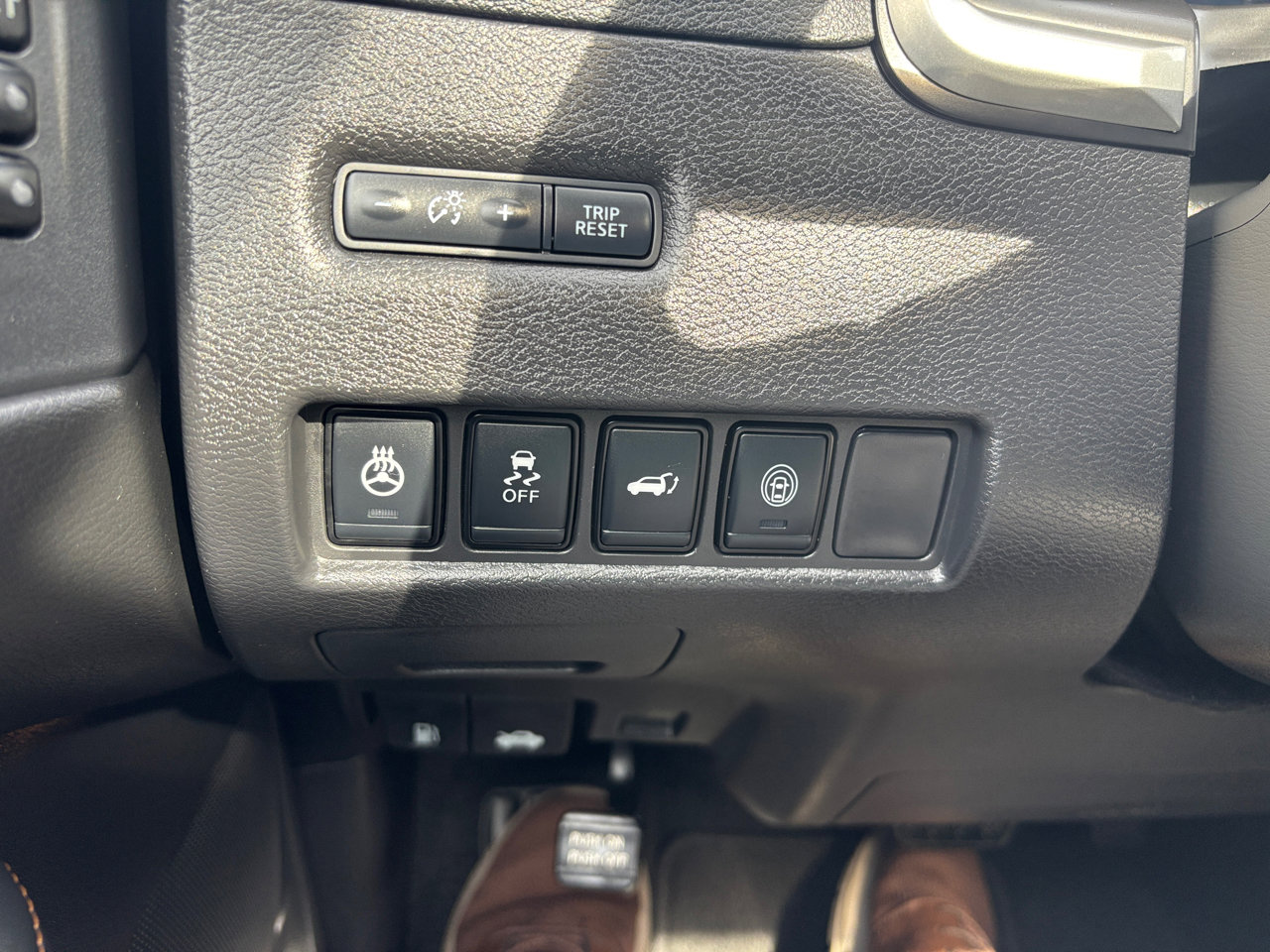 Used 2024 Nissan Murano Platinum w/ Cargo Package image 16