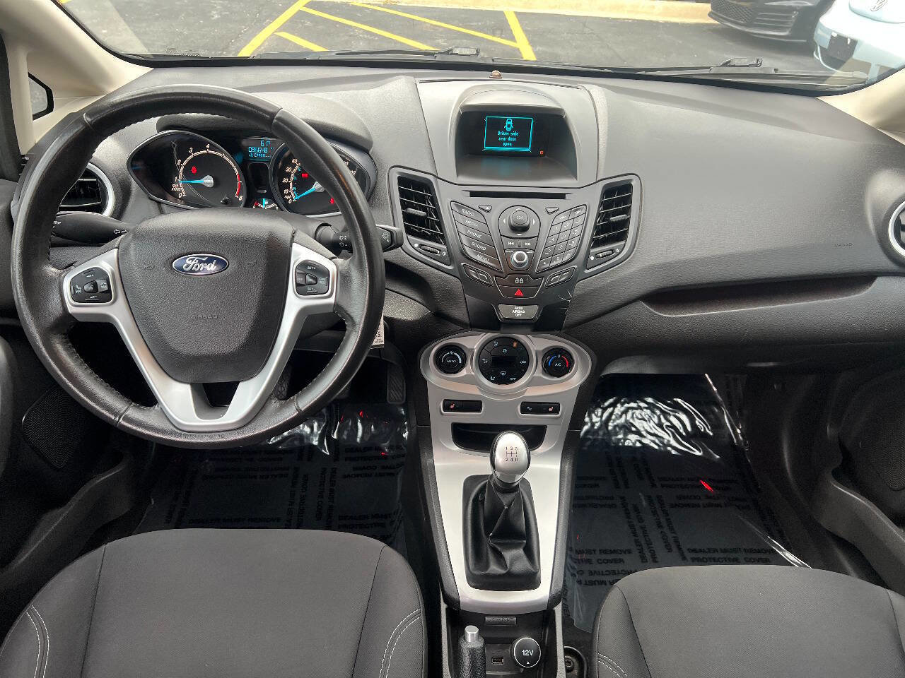 Used 2014 Ford Fiesta SE FWD image 28