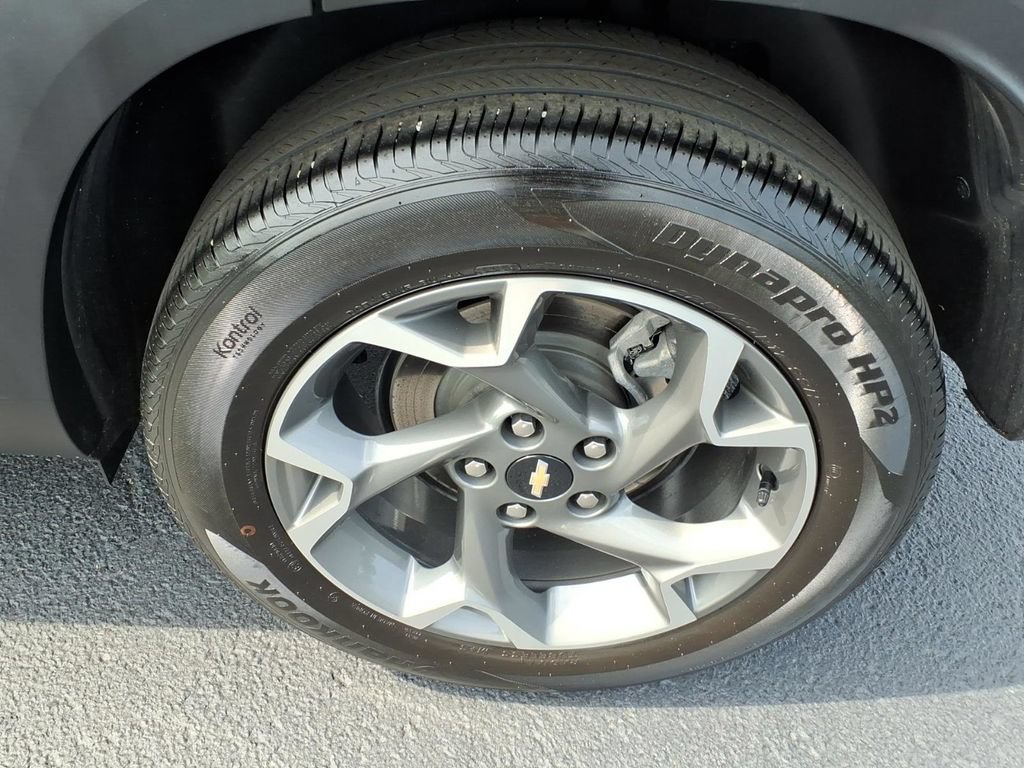 Used 2024 Chevrolet Trax LT w/ Driver Confidence Package FWD image 9