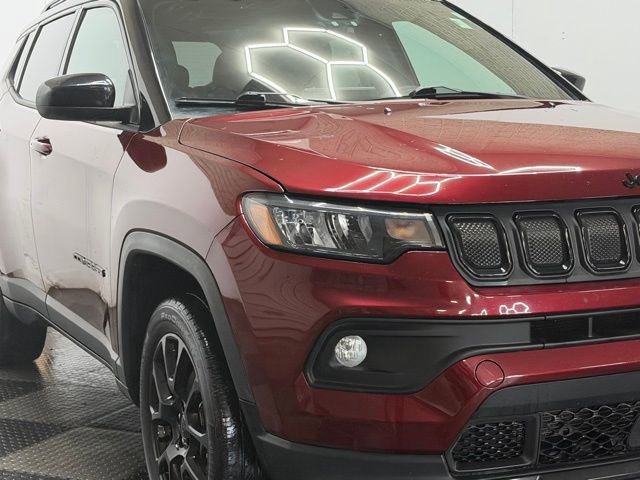 Used 2022 Jeep Compass Altitude image 2