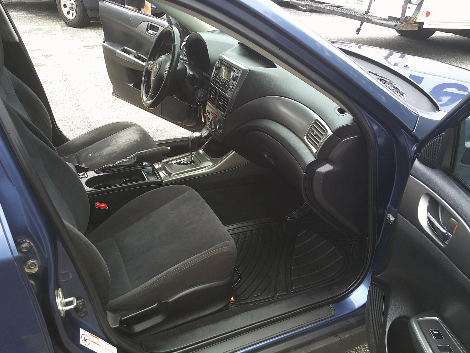 Used 2011 Subaru Impreza 2.5i Premium w/ PWR Moonroof Value Pkg AWD/4WD image 12