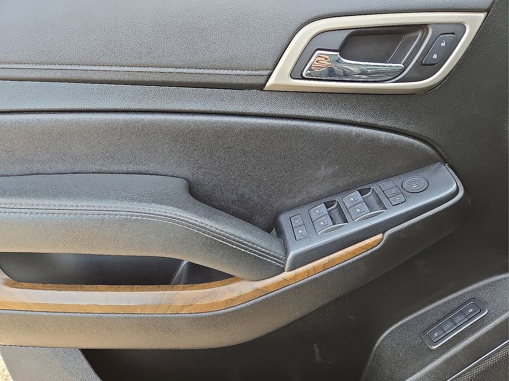 Used 2019 GMC Yukon XL Denali w/ Denali Ultimate Package image 21