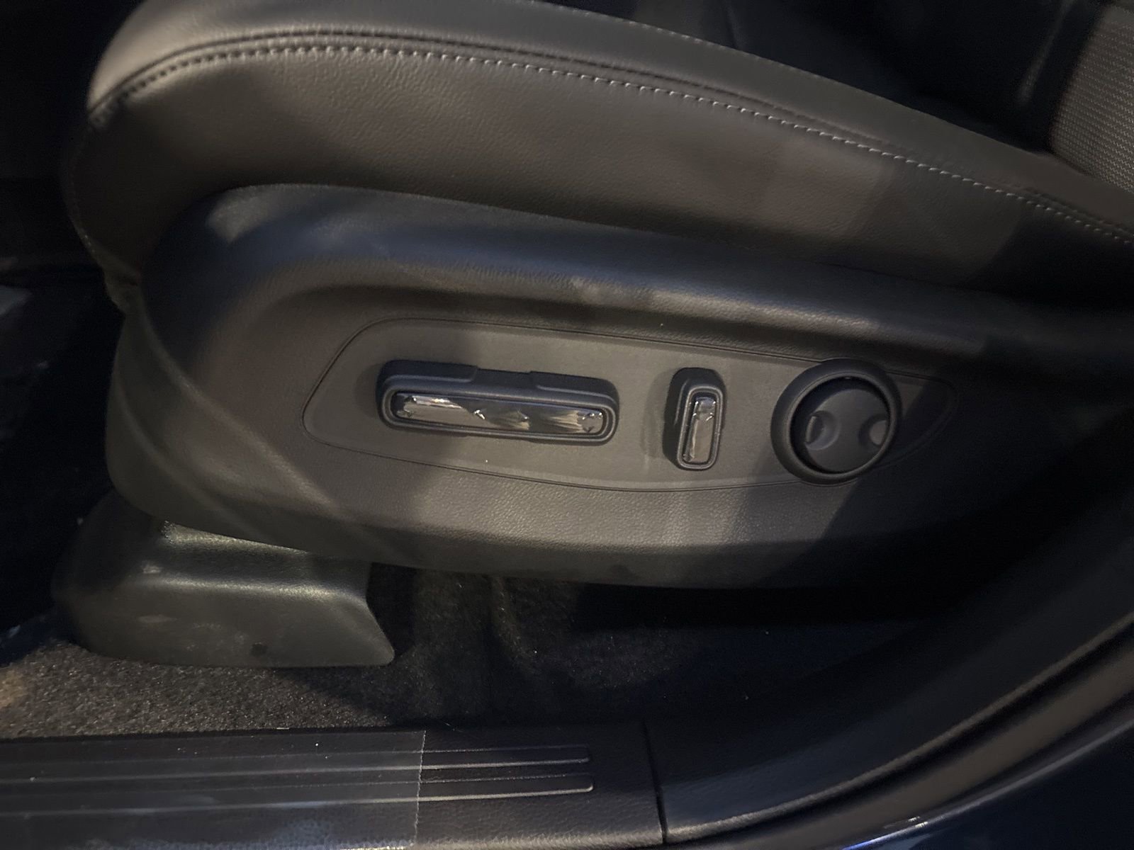 New 2026 Honda CR-V EX-L image 12