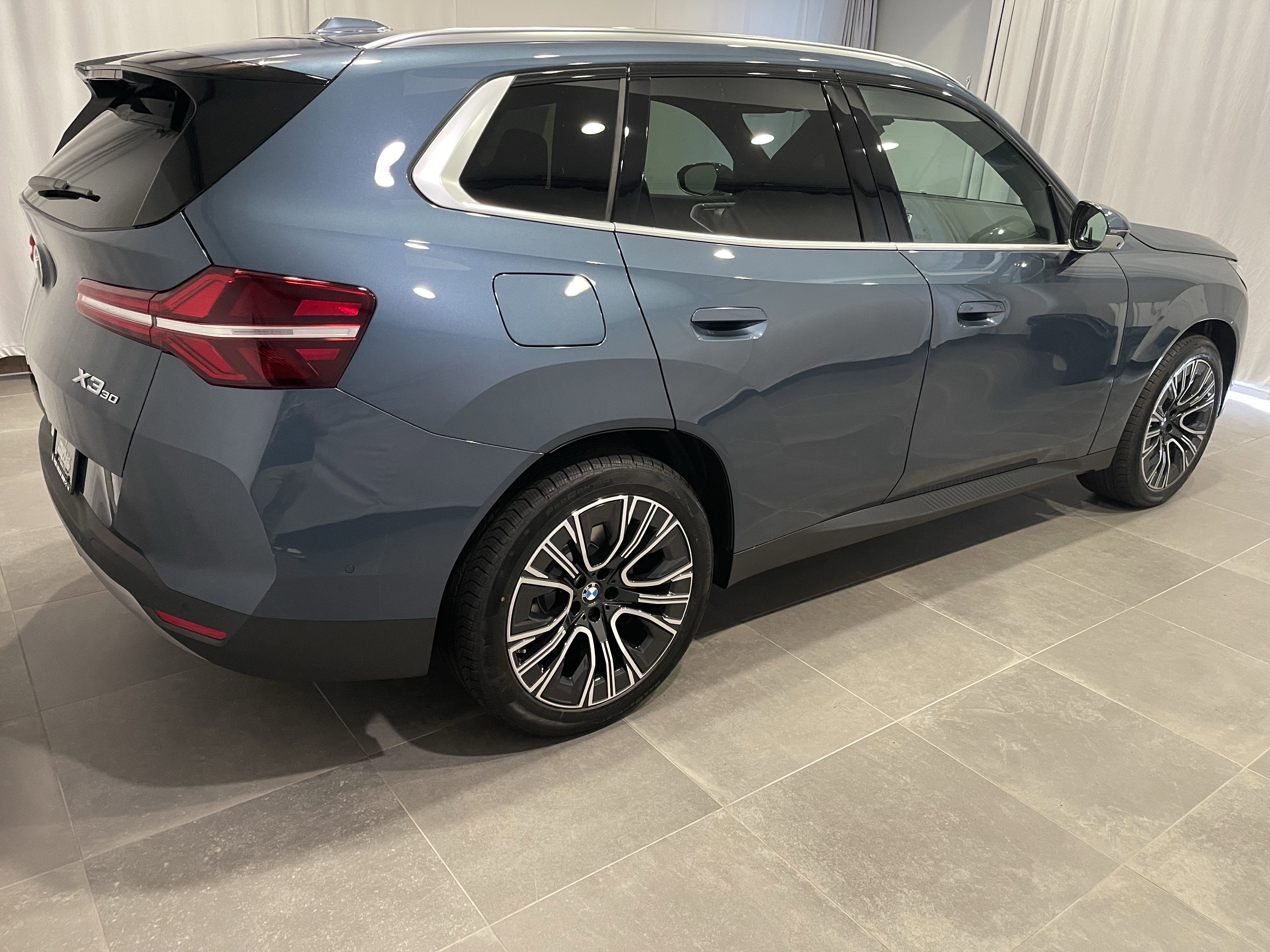 Used 2026 BMW X3 xDrive30 w/ Premium Package AWD/4WD image 6