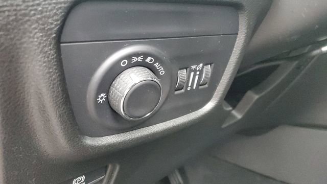 Certified 2024 Jeep Grand Cherokee L Altitude image 8