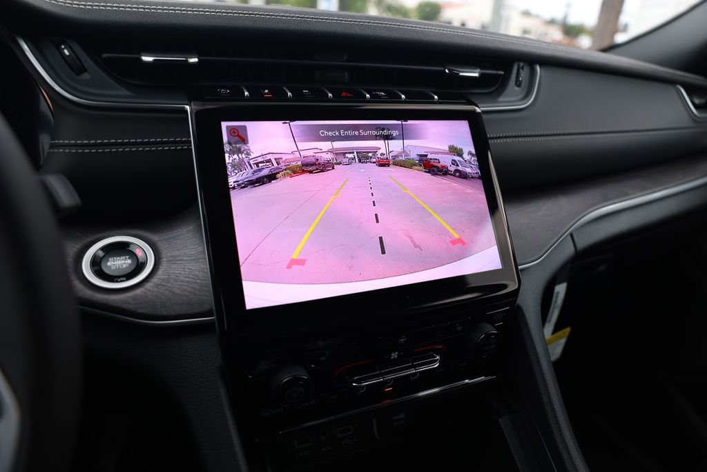 New 2025 Jeep Grand Cherokee Limited image 19