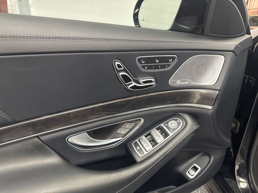 Used 2019 Mercedes-Benz S 560 4MATIC Sedan image 9