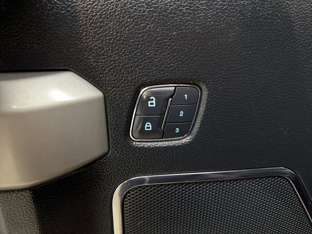 Used 2018 Ford F250 Lariat w/ Chrome Package image 35