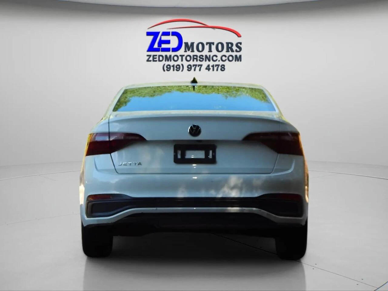 Used 2024 Volkswagen Jetta S image 7