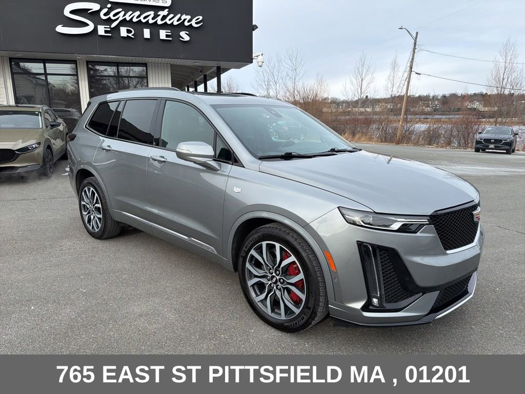 Used 2024 Cadillac XT6 Sport w/ Technology Package AWD/4WD image 10