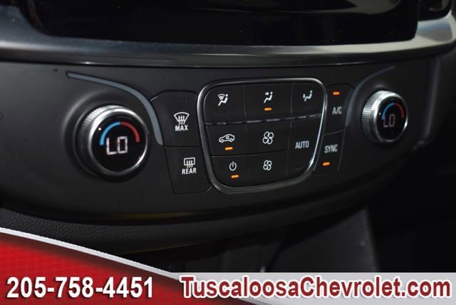 Used 2023 Chevrolet Traverse LT FWD image 37