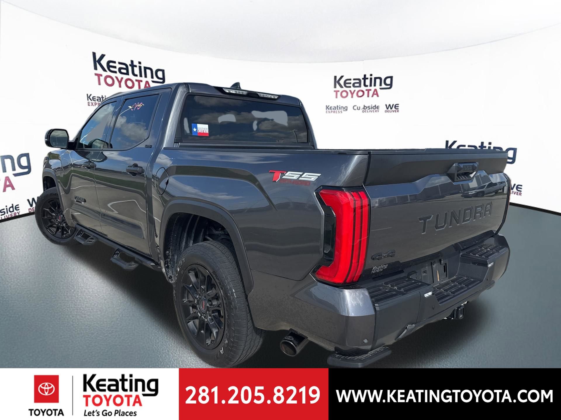 Used 2023 Toyota Tundra SR5 w/ SR5 Convenience Package image 5