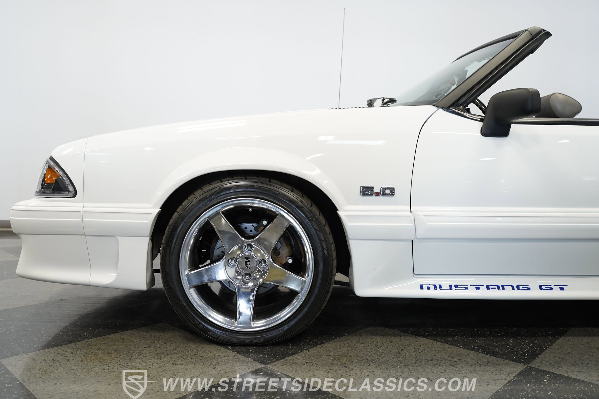 Used 1989 Ford Mustang GT RWD image 28