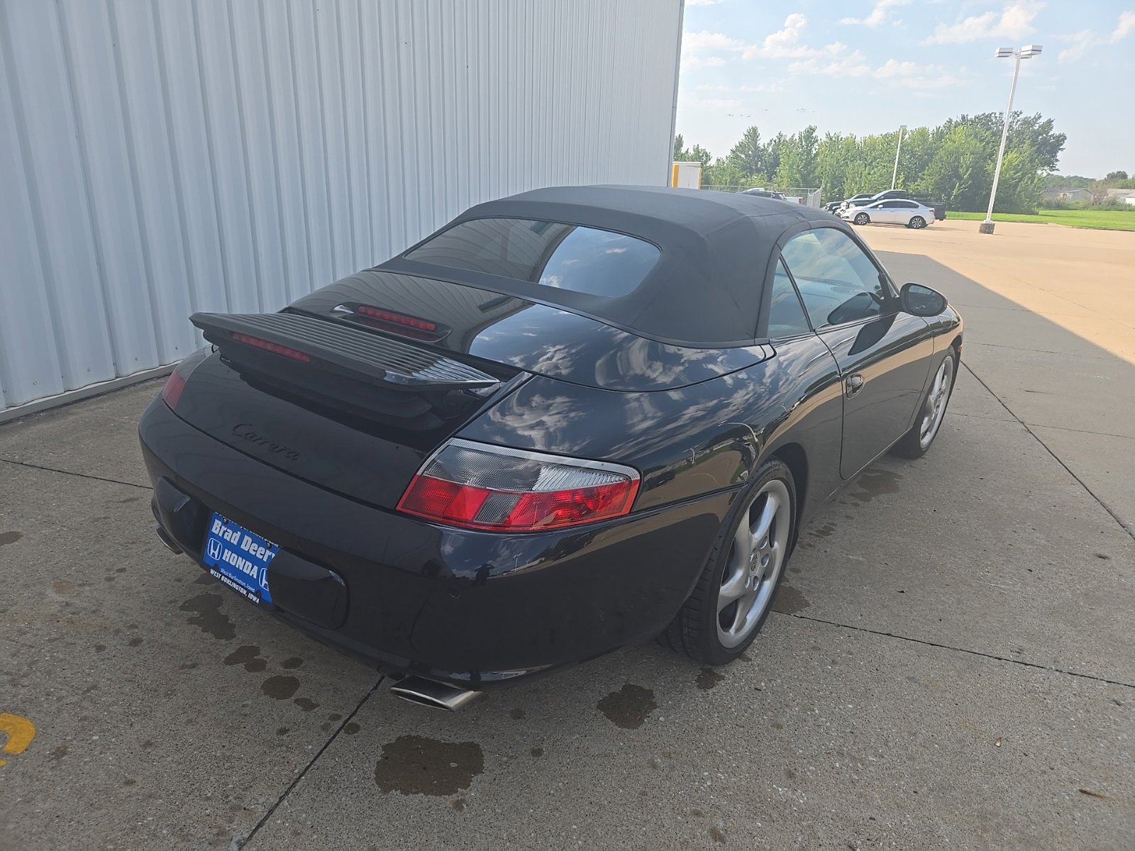 Used 2002 Porsche 911 Carrera RWD image 8