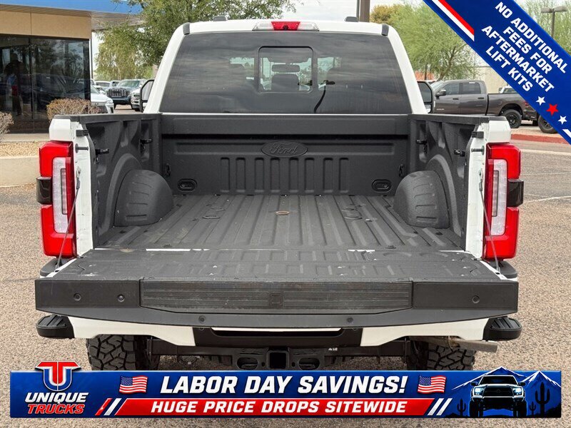 Used 2023 Ford F250 Platinum w/ Tremor Off-Road Package AWD/4WD image 9