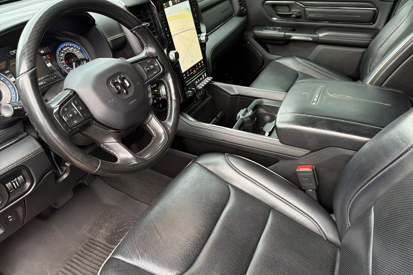 Used 2022 RAM 1500 Limited w/ Body Color Bumper Group image 10