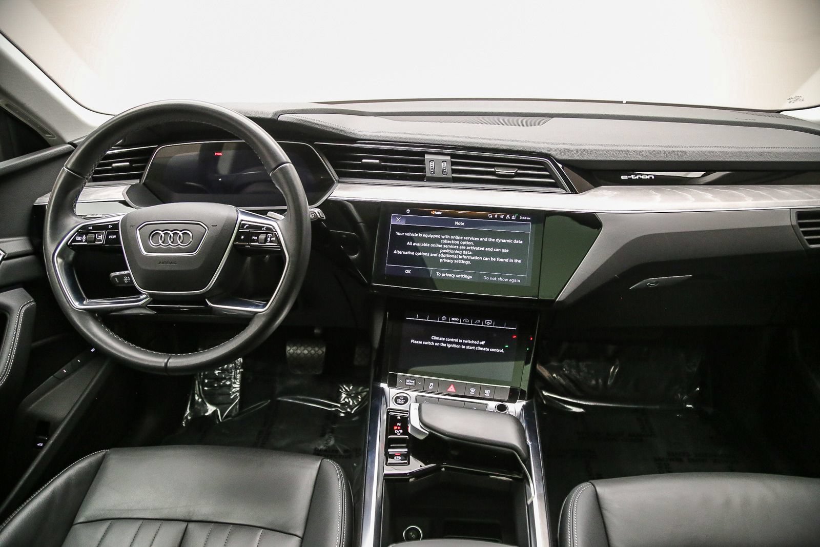 Certified 2024 Audi Q8 e-tron Premium AWD/4WD image 13