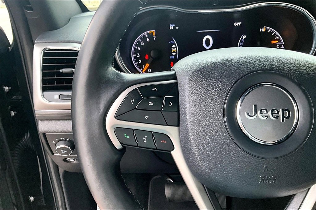 Used 2020 Jeep Grand Cherokee Altitude image 18